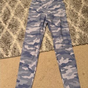 PINK Victoria's Secret Blue Camo Leggings